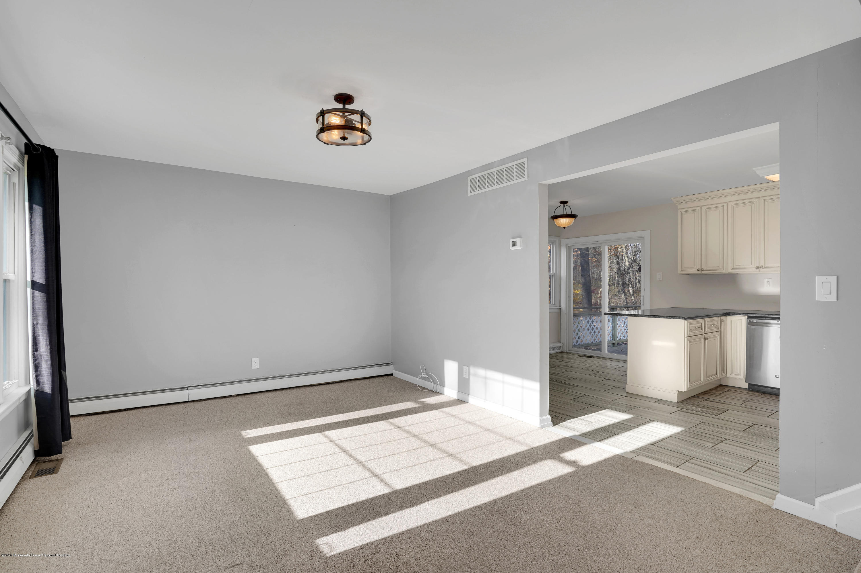 29 Woodsend Road Middletown, NJ 07748 - Photo 9 of 41 LIVING ROOM