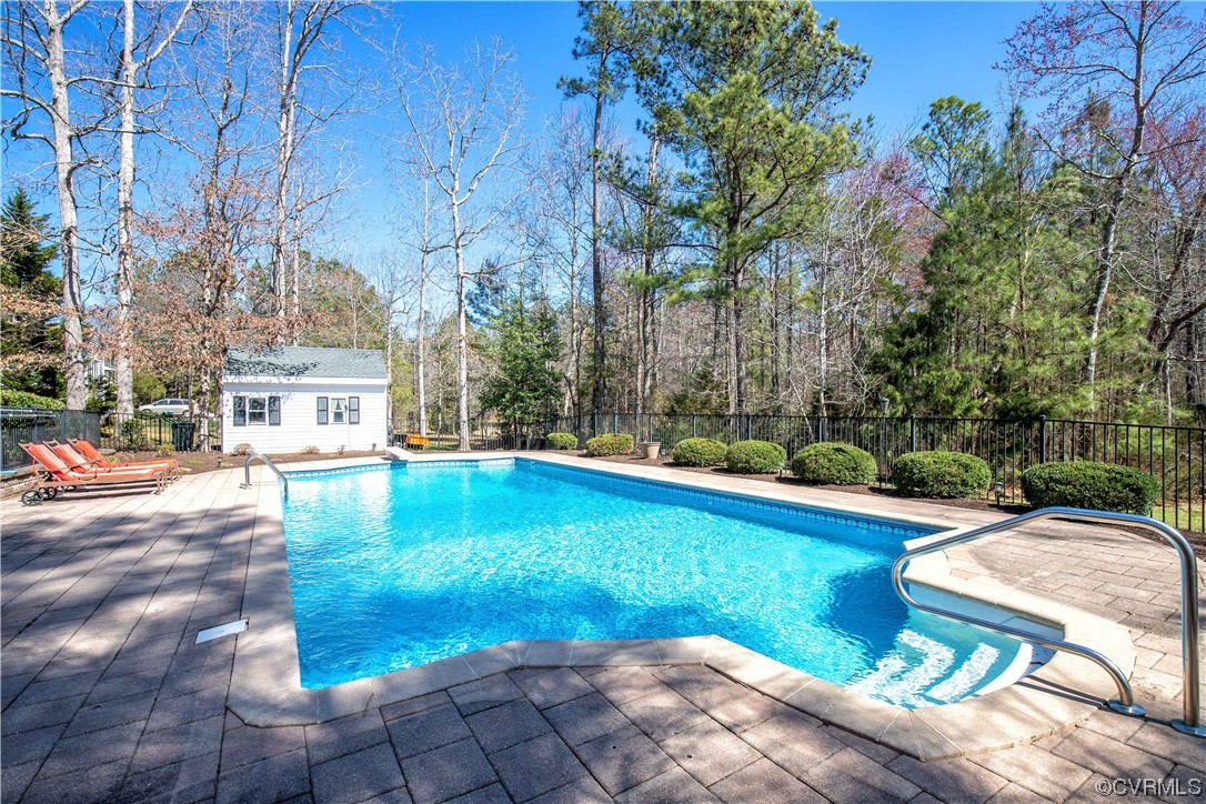 12209 Sylvan Ridge Place Chesterfield, VA 23838 - Photo 9 of 44 Gallery Image 9