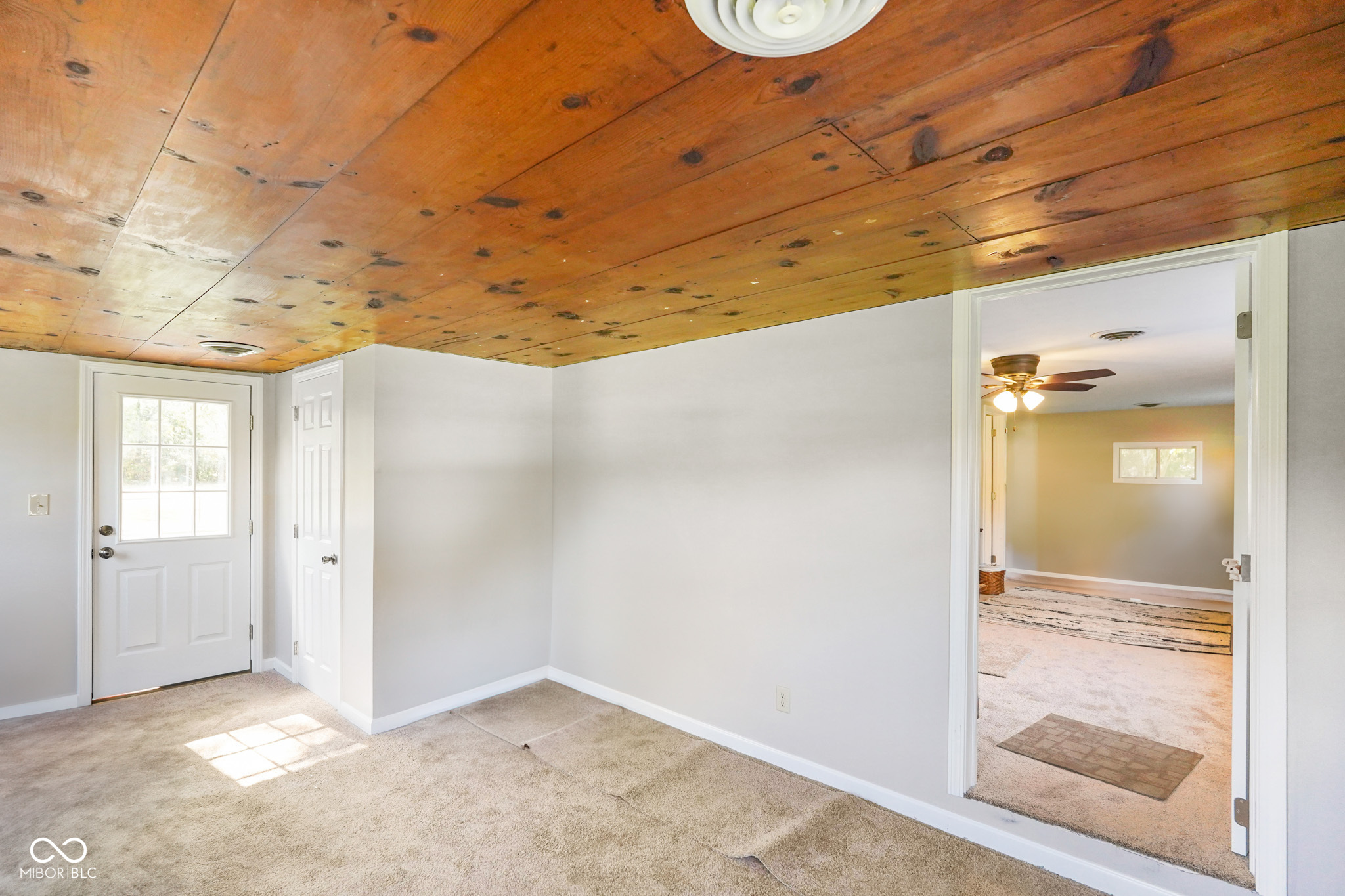 4987 Aqua Isle Road Nashville, IN 47448 - Photo 11 of 41