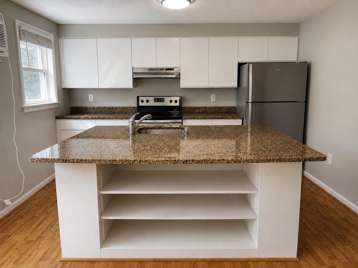 355 Circle Road, Unit UA04 Manchester, NH 03103 - Photo 14 of 34 Gallery Image 14