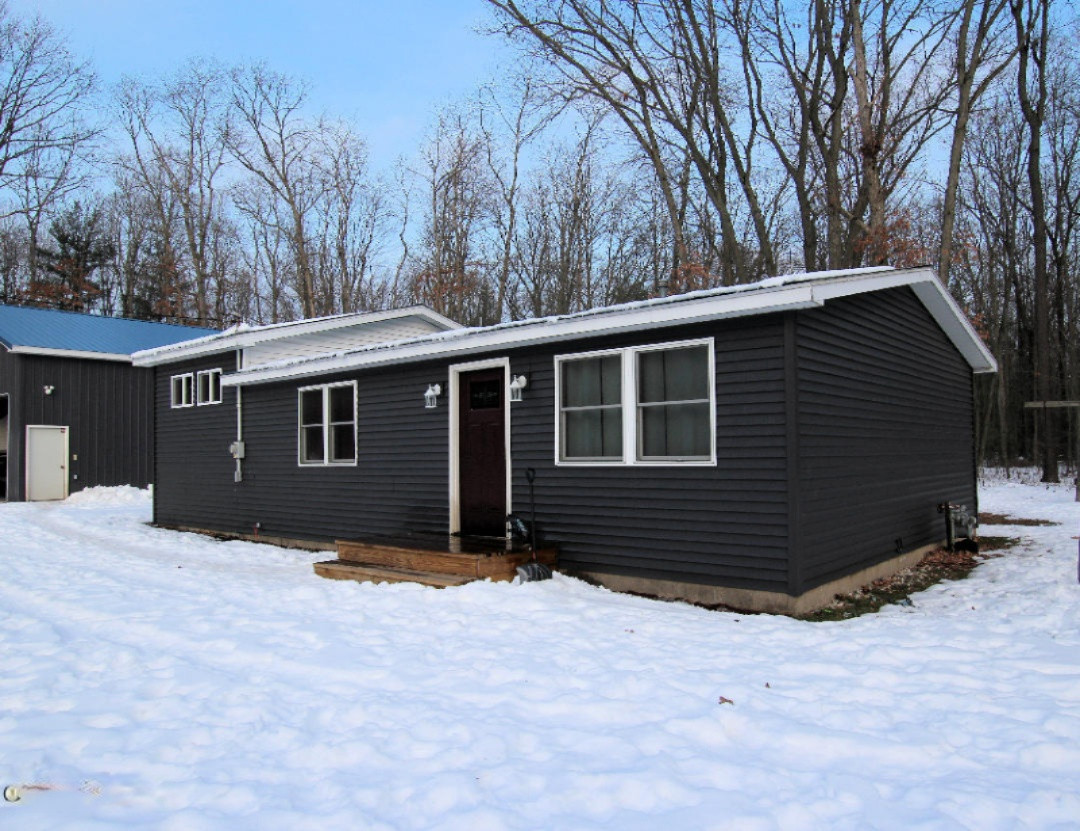 1162 South Ransom Road White Cloud, MI 49349 - Photo 1 of 17 IMG_9619