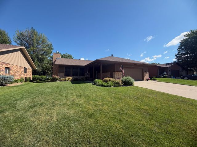 $446,000 | 1956 Dorathea Boulevard, Worthington, MN 56187