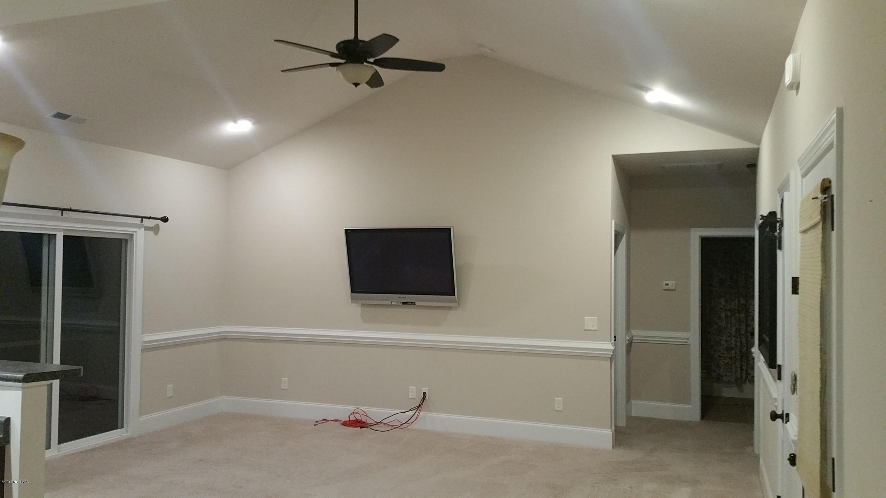 307 Hardison Road Holly Ridge, NC 28445 - Photo 2 of 14 20170728_050908
