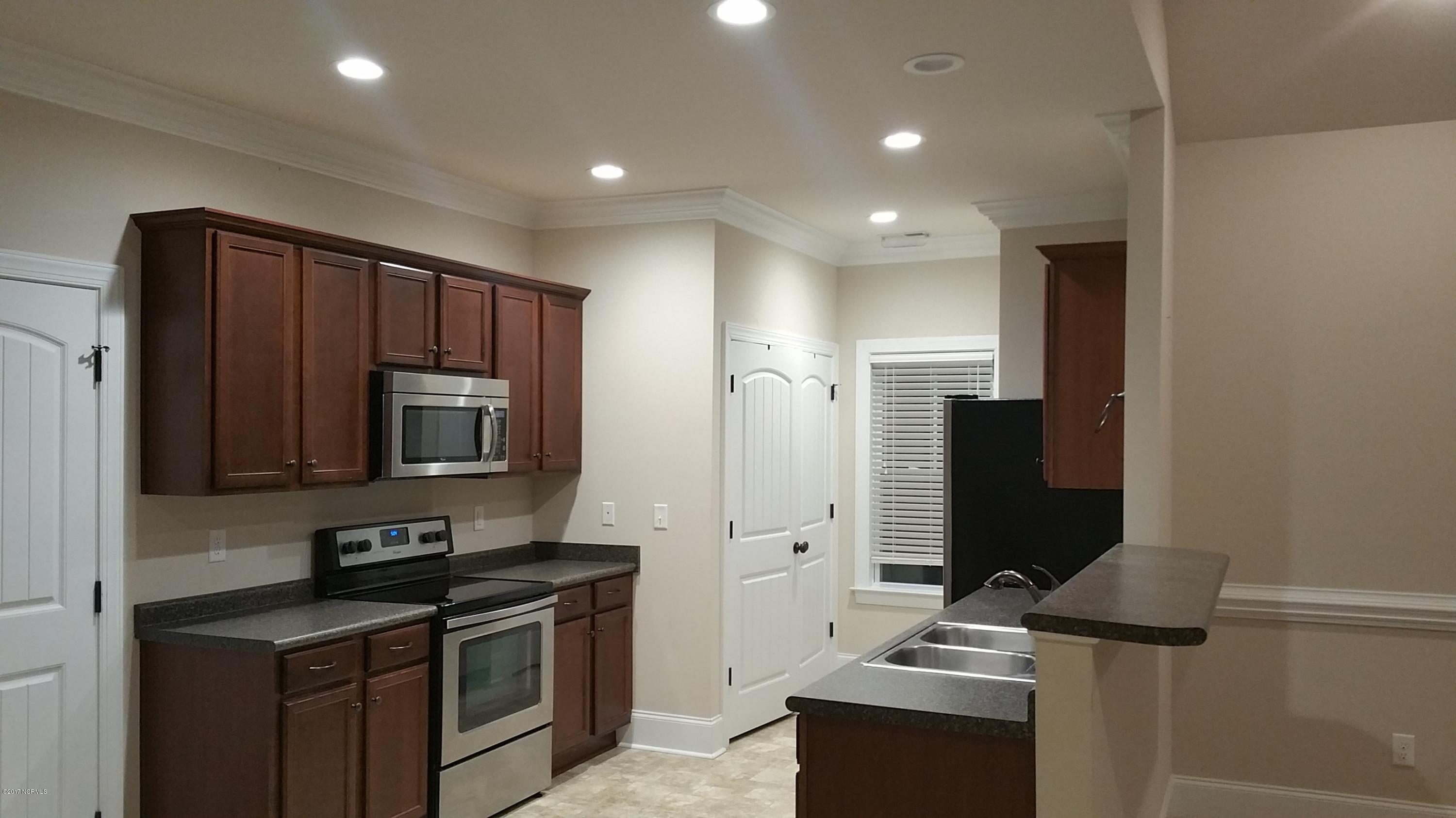 307 Hardison Road Holly Ridge, NC 28445 - Photo 6 of 14 20170728_050928
