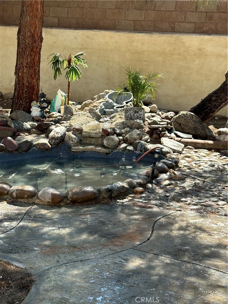 37923 Amethyst Street Palmdale, CA 93552 - Photo 16 of 34 a view of a lake from a yard