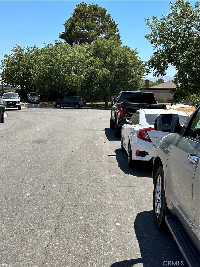 37923 Amethyst Street Palmdale, CA 93552 - Photo 33 of 34 a view of backyard with seating space
