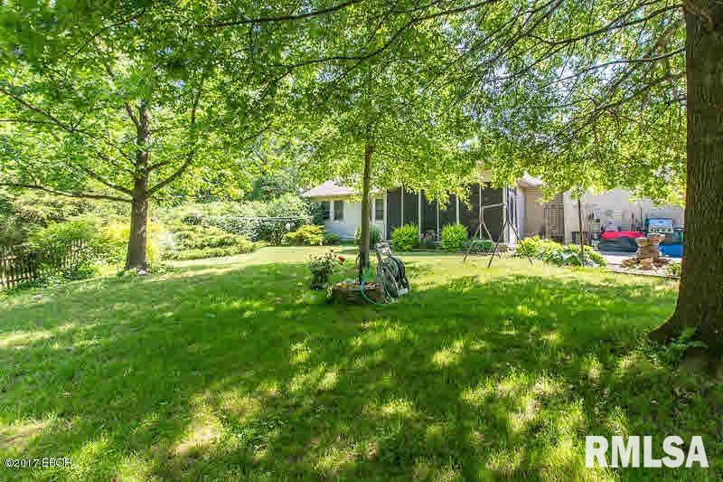 2715 Market Road Marion, IL 62959 - Photo 11 of 29 Gallery Image 11