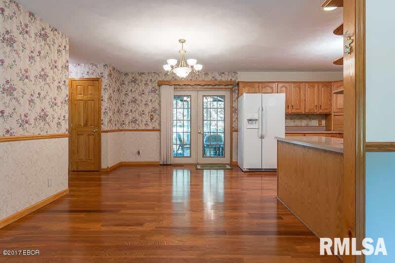2715 Market Road Marion, IL 62959 - Photo 15 of 29 Gallery Image 15
