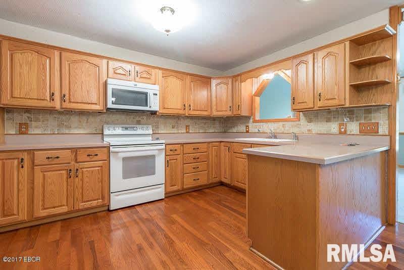 2715 Market Road Marion, IL 62959 - Photo 17 of 29 Gallery Image 17