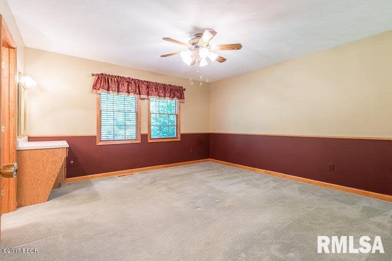 2715 Market Road Marion, IL 62959 - Photo 22 of 29 Gallery Image 22