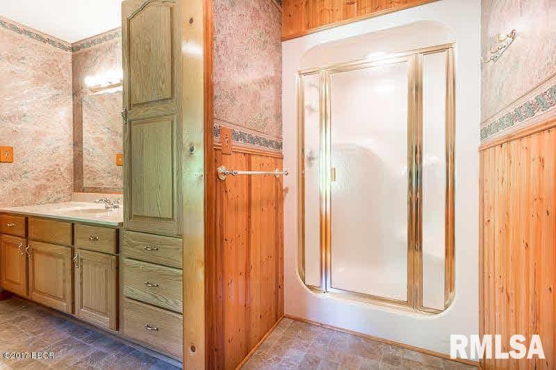 2715 Market Road Marion, IL 62959 - Photo 26 of 29 Gallery Image 26