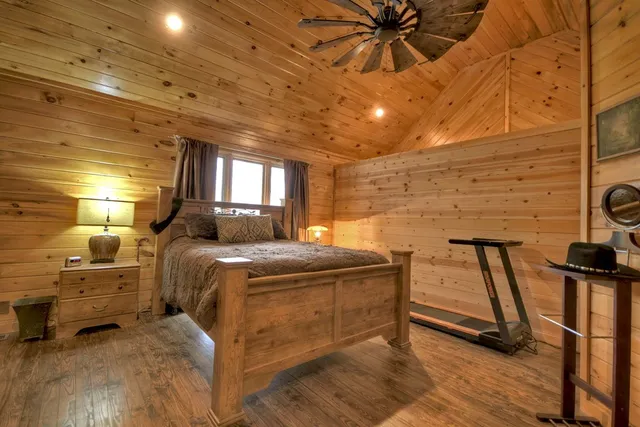 $1,050,000 | 324 Cooper Creek Drive, Suches, GA 30572