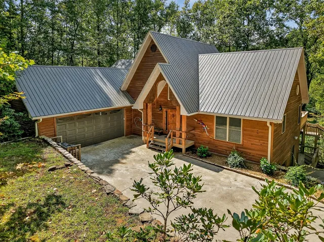 $1,050,000 | 324 Cooper Creek Drive, Suches, GA 30572