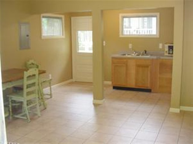 5015 Lakeshore Road Lexington, MI 48450 - Photo 11 of 16 31067473-10.JPG