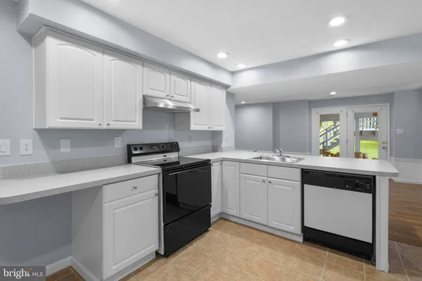 $2,000 | 13427 Fairland Park Drive, Silver Spring, MD 20904