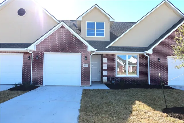 $377,500 | 2012 Reagan Court, Bryan, TX 77802