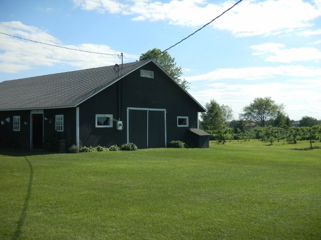 2068 County Rd DK Sturgeon Bay, WI 54235 - Photo 3 of 5 Gallery Image 3