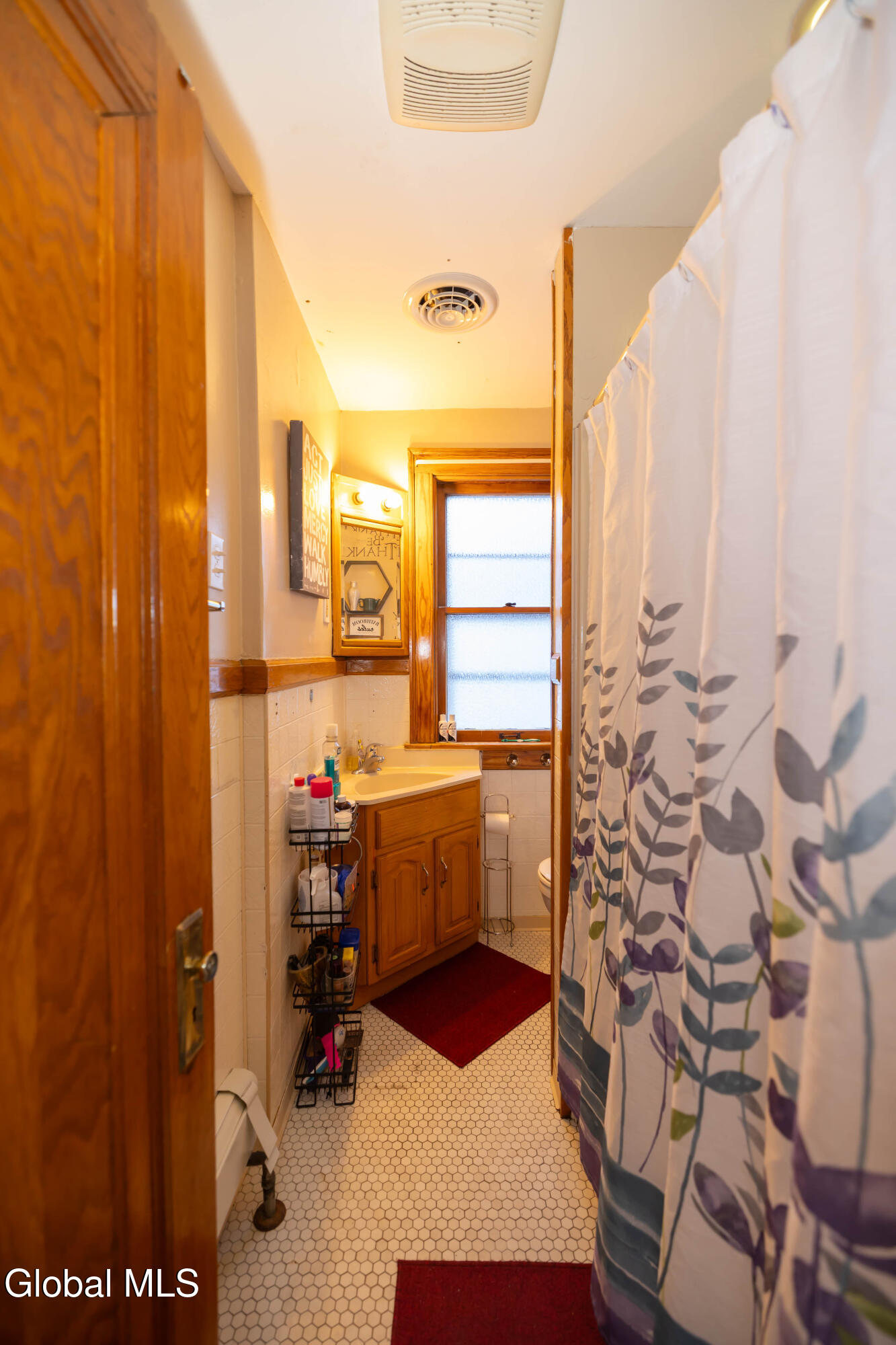 1719 Eastern Parkway Schenectady, NY 12309 - Photo 51 of 82 0S4A1441