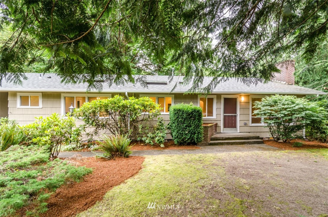 2840 Cooper Point Road Northwest Olympia, WA 98502 - Photo 1 of 25 Gallery Image 1