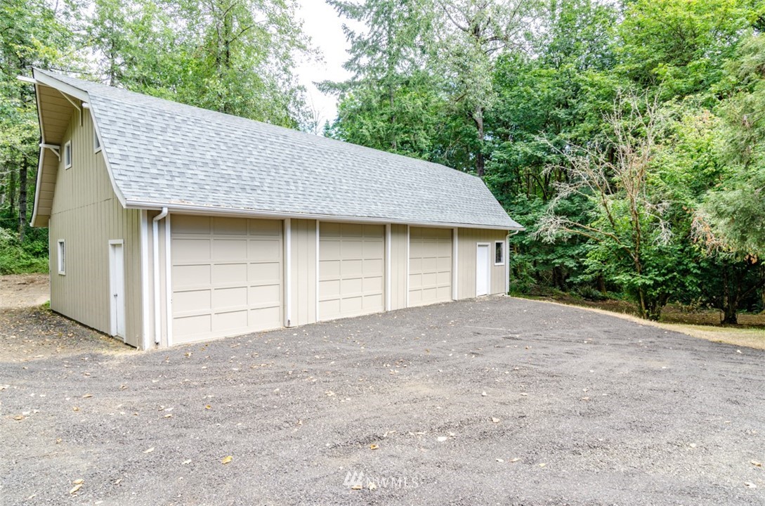2840 Cooper Point Road Northwest Olympia, WA 98502 - Photo 20 of 25 Gallery Image 20