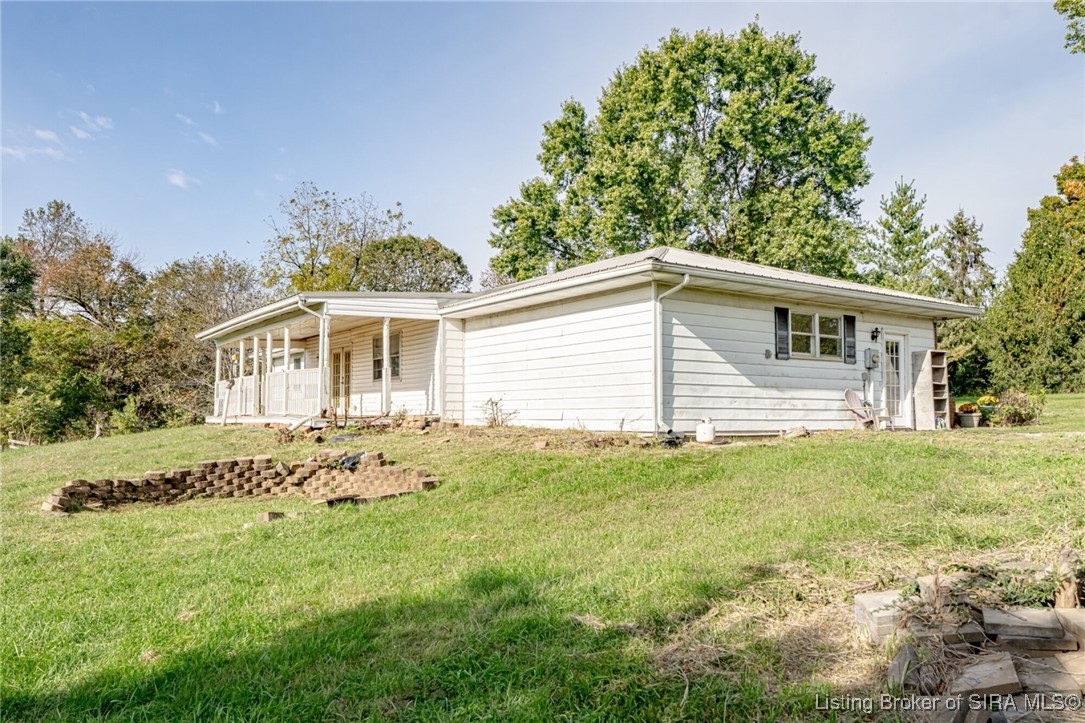 1535 Wiseman Road Southeast Corydon, IN 47112 - Photo 5 of 76