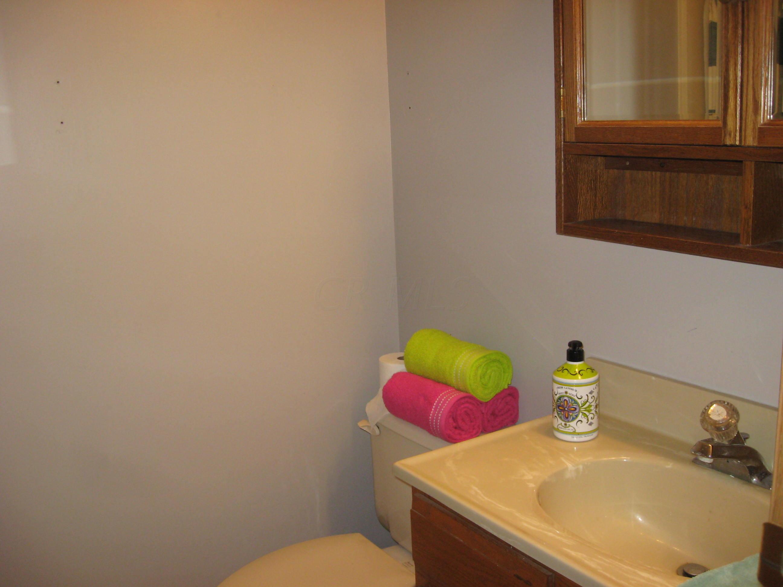 2641 Abington Road Columbus, OH 43231 - Photo 40 of 45 Gallery Image 40