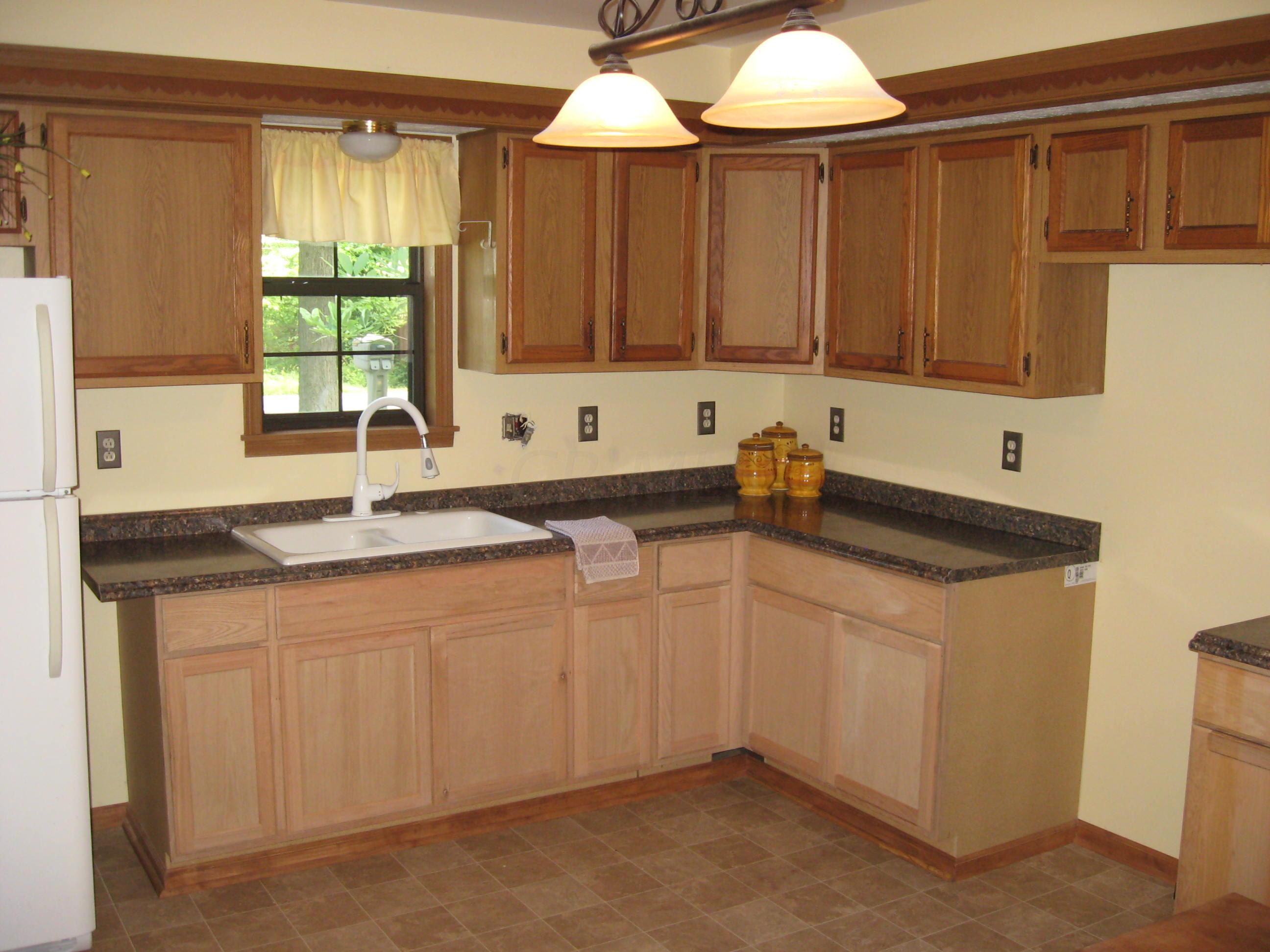 2641 Abington Road Columbus, OH 43231 - Photo 8 of 45 Gallery Image 8
