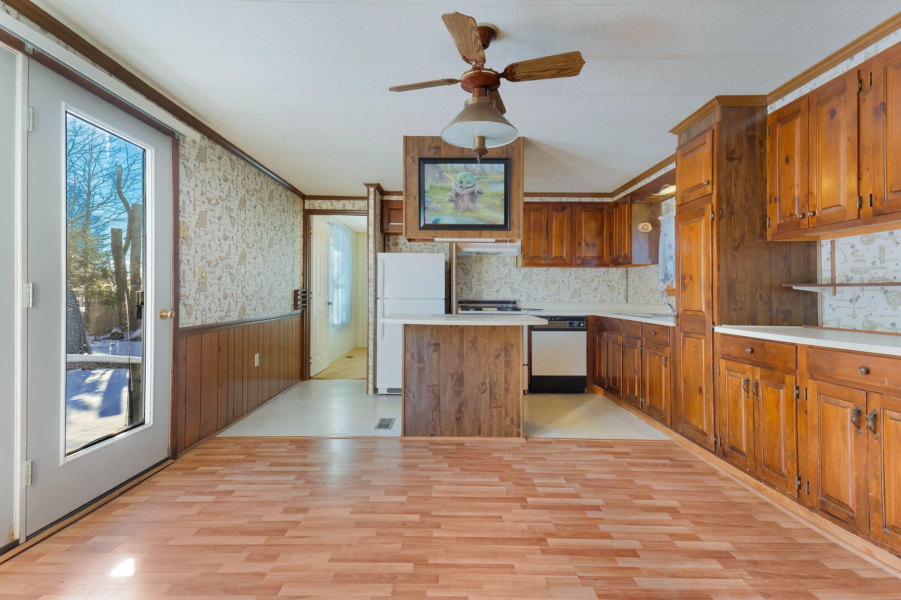 272 Hebron Road Buckfield, ME 04220 - Photo 5 of 32 Dining area kitchen