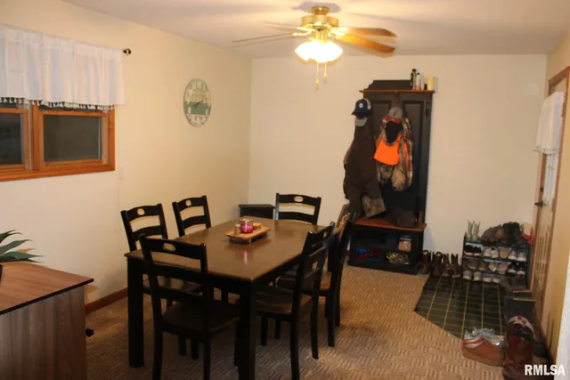 $285,000 | 7003 River Road, Iuka, IL 62849