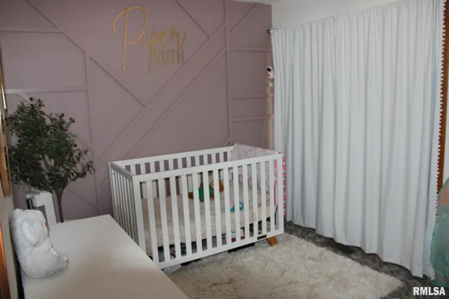 $285,000 | 7003 River Road, Iuka, IL 62849