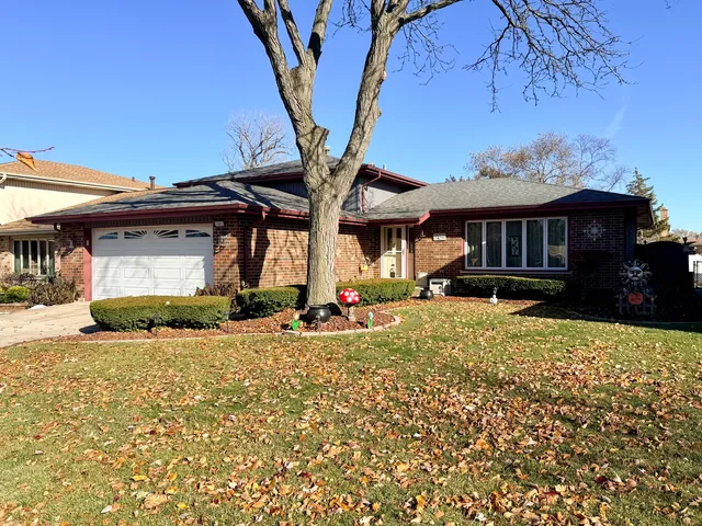 $368,999 | 15813 Jon Road, Oak Forest, IL 60452