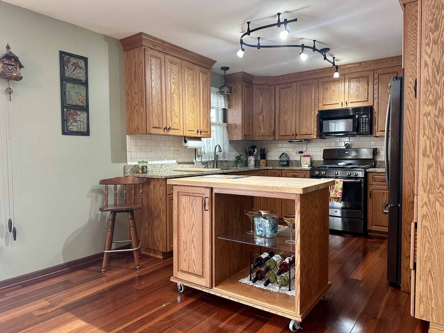 15813 Jon Road Oak Forest, IL 60452 - Photo 10 of 34