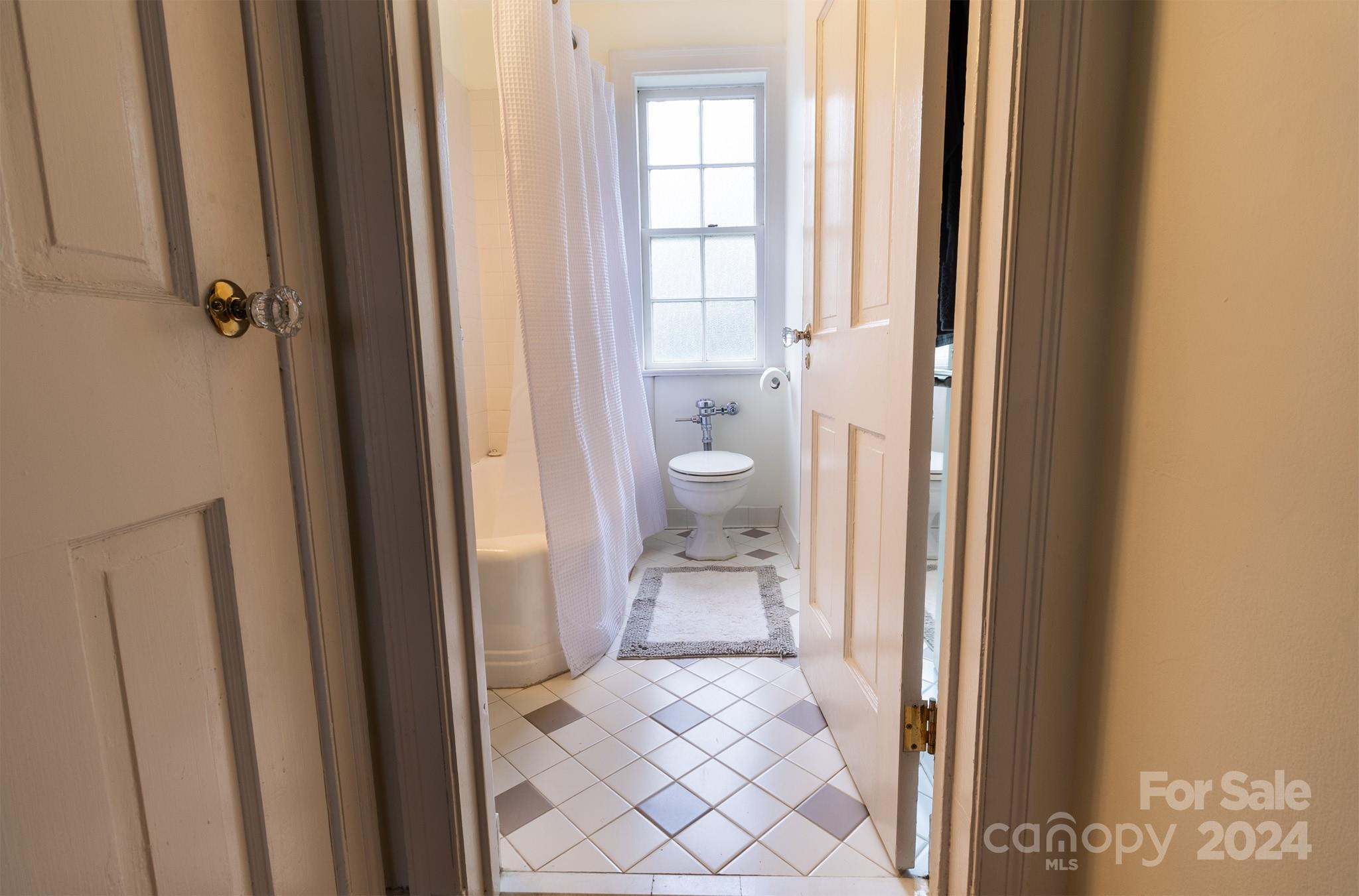 106 Colville Road, Unit 32B Charlotte, NC 28207 - Photo 16 of 27 Gallery Image 16