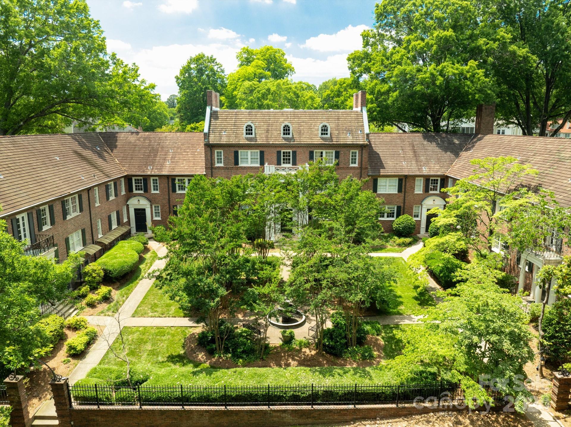 106 Colville Road, Unit 32B Charlotte, NC 28207 - Photo 23 of 27 Gallery Image 23
