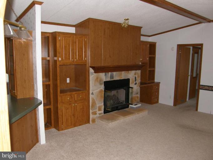 16817 Alcott Road, Unit 633 Hagerstown, MD 21740 - Photo 7 of 14 Family Room