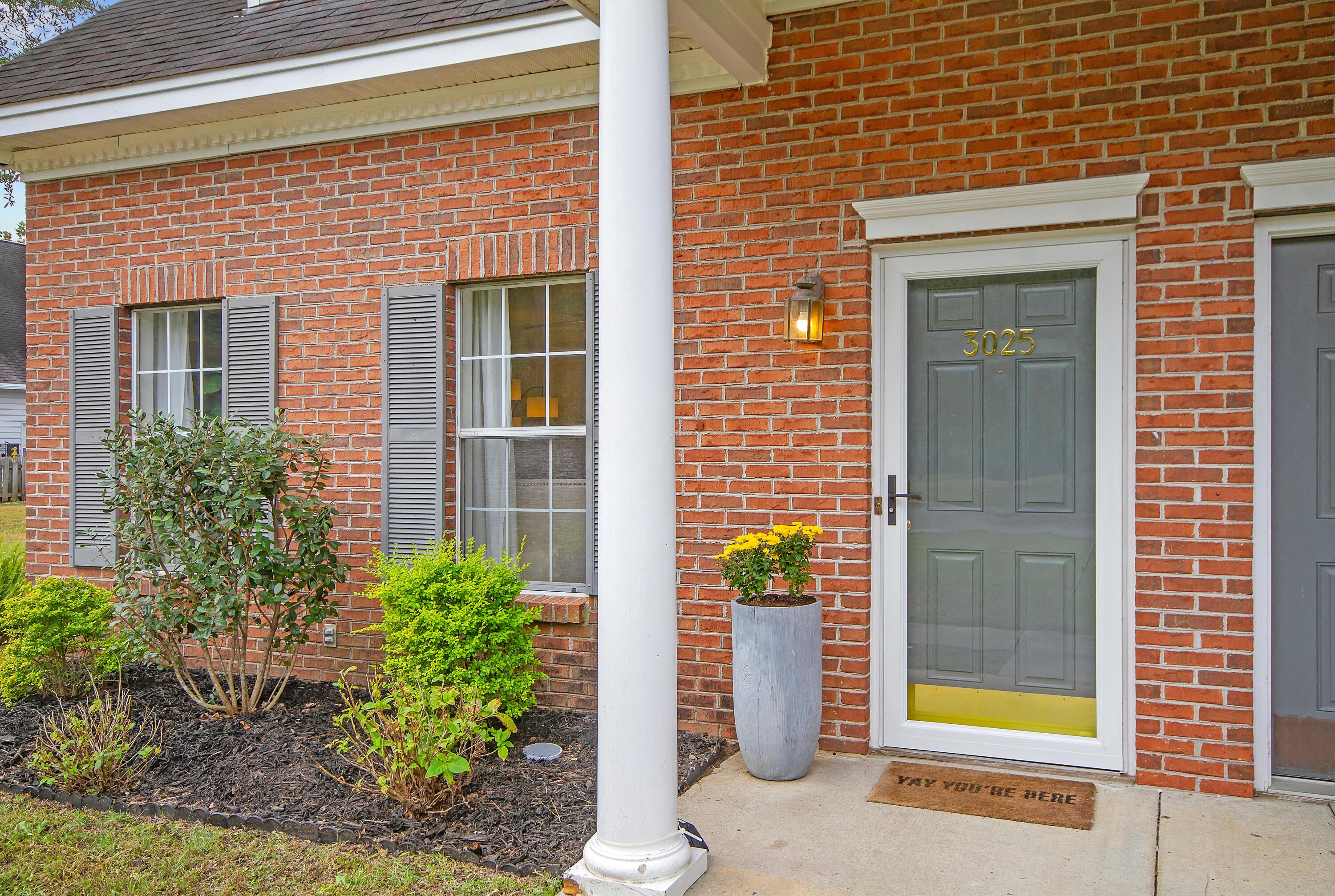 3025 Queensgate Way Mount Pleasant, SC 29466 - Photo 3 of 35 CREM_3025 Queensgate_005
