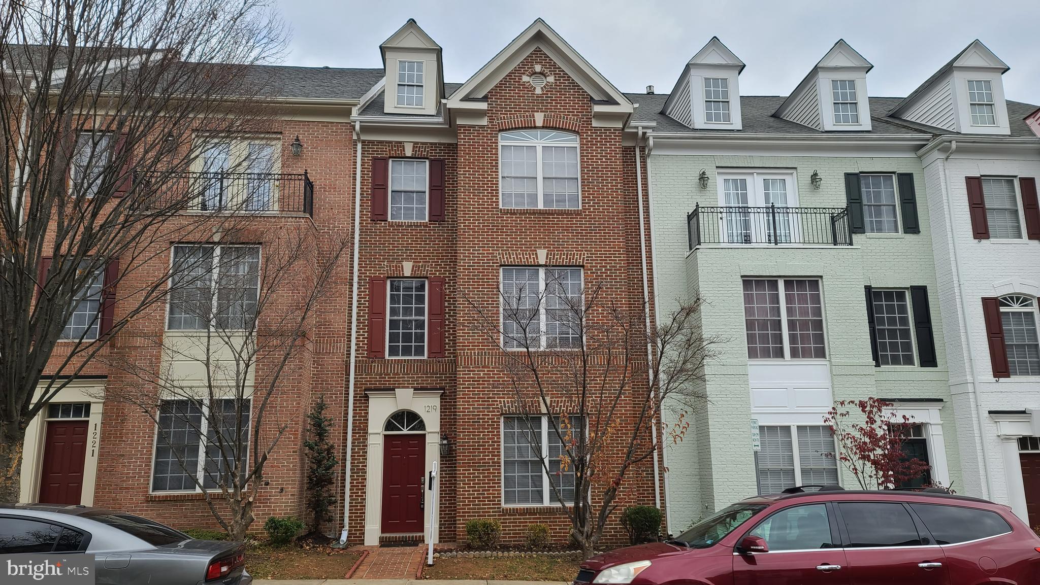 1219 Maple Grove Lane, Rockville, MD 20850 Compass