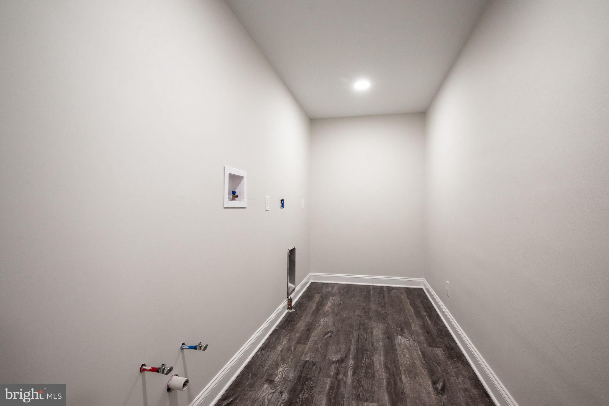 1382 Pole Bridge Road Middletown, DE 19709 - Photo 29 of 43 Main Level Laundry