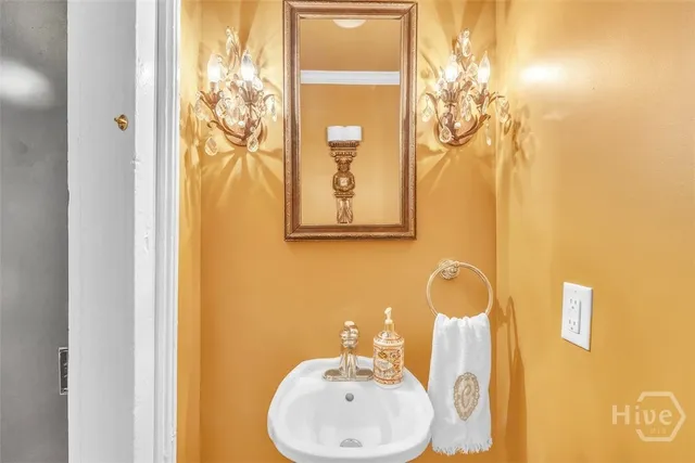 $1,284,500 | 528 East Jones Street, Savannah, GA 31401