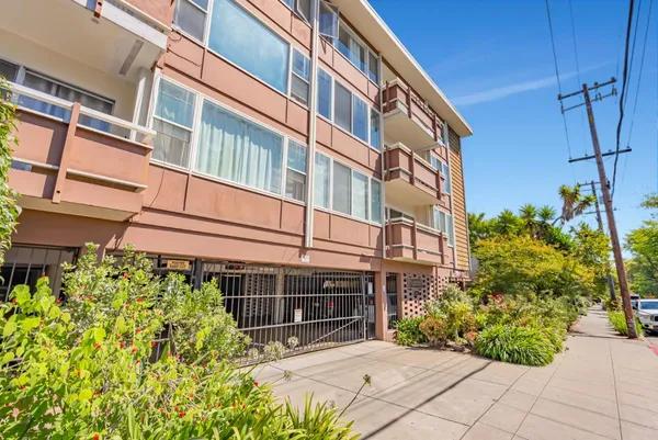 $659,000 | 2601 College Avenue, Unit 208, Berkeley, CA 94704