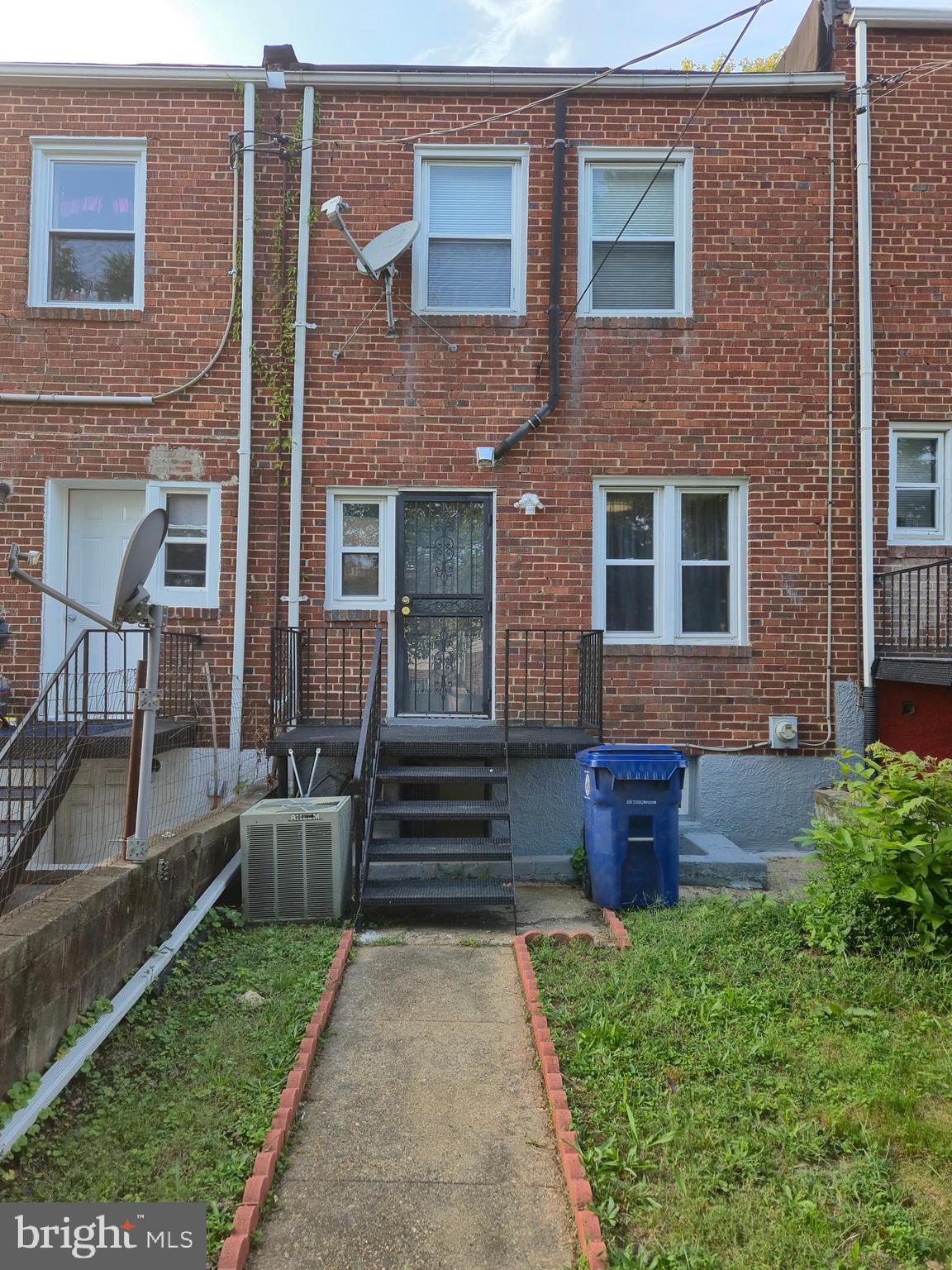 721 Roundview Road Baltimore, MD 21225 - Photo 6 of 30 a view of house with outdoor space
