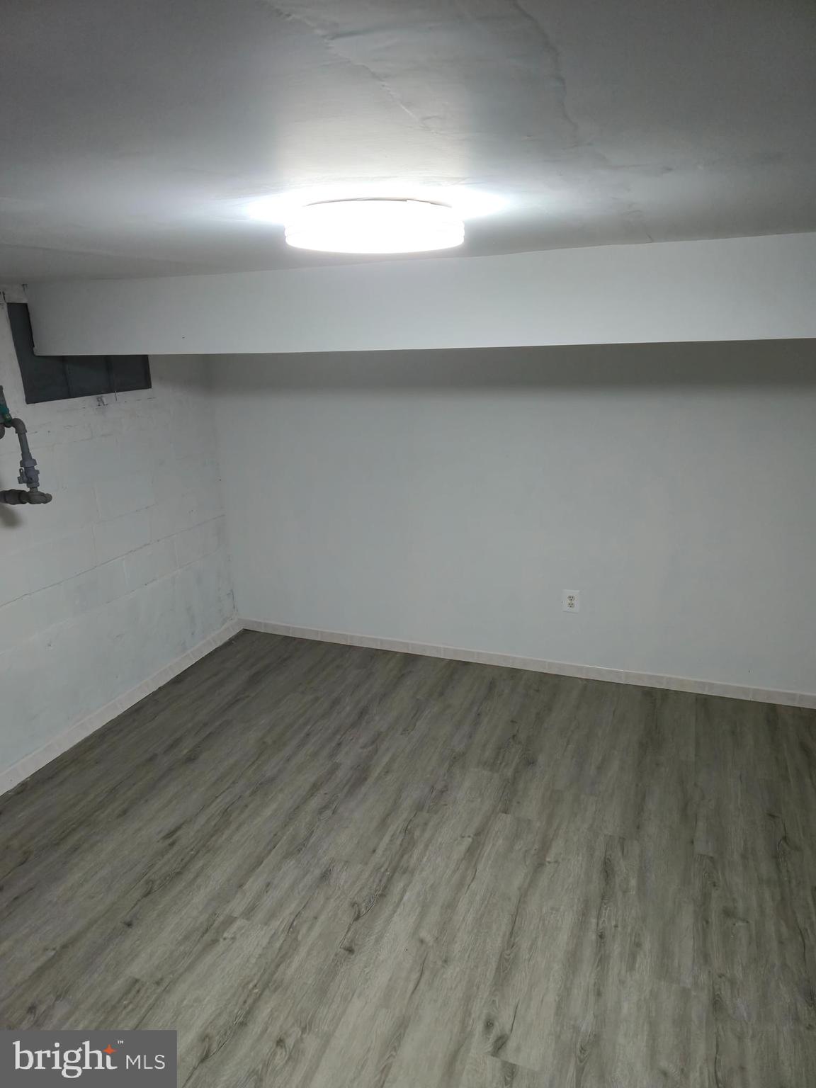 721 Roundview Road Baltimore, MD 21225 - Photo 8 of 30 a view of an empty room