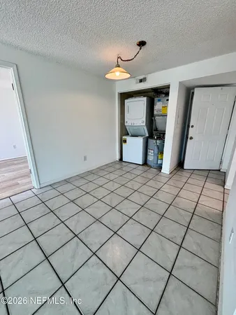 $2,150 | 221 6th Avenue South, Unit C, Jacksonville Beach, FL 32250