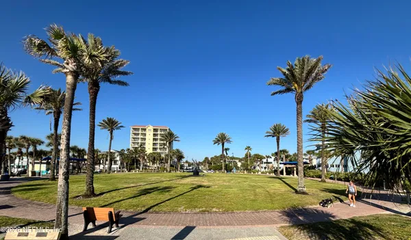 $2,150 | 221 6th Avenue South, Unit C, Jacksonville Beach, FL 32250