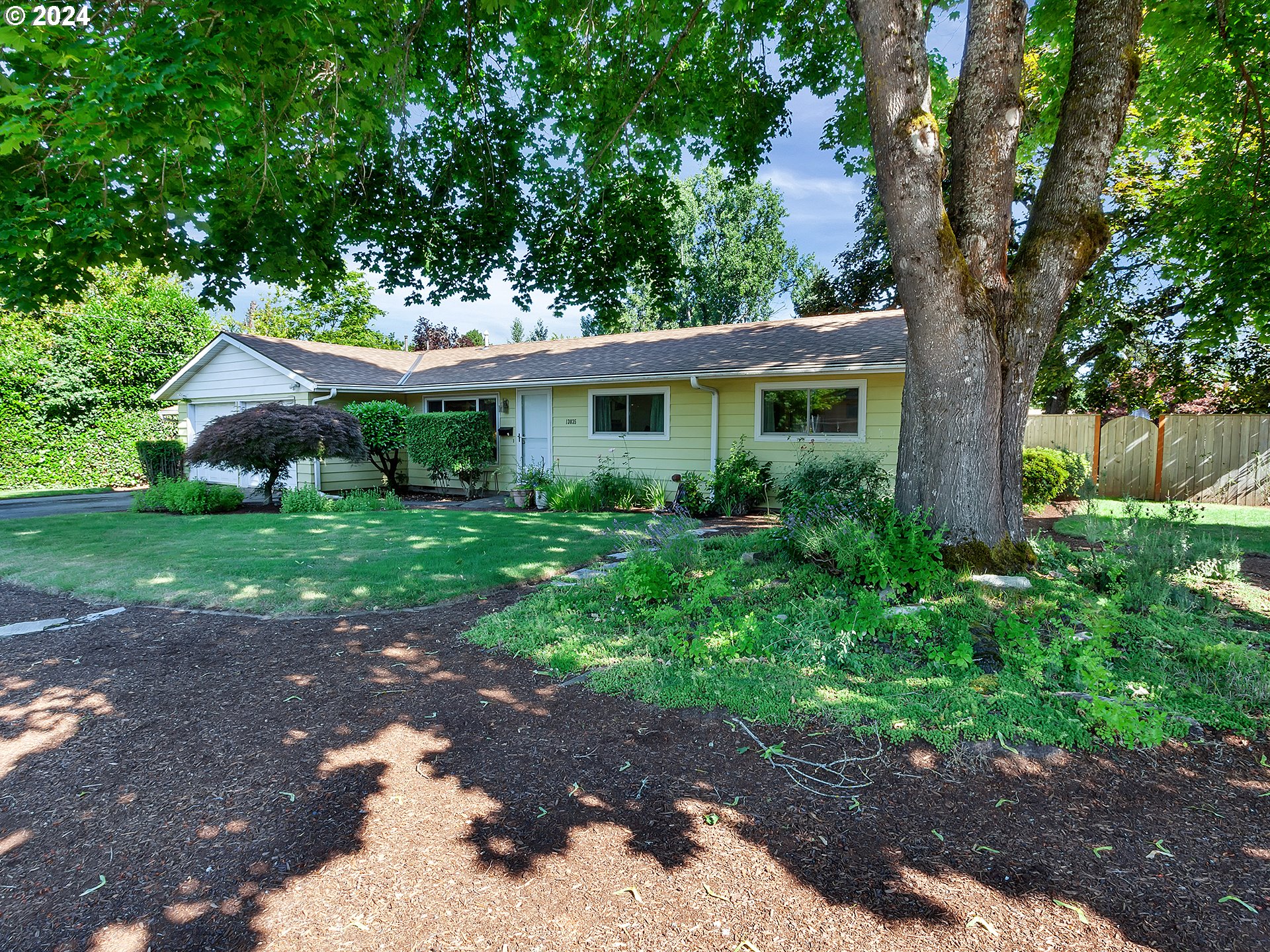 13035 Southwest Rita Drive Beaverton, OR 97005 - Photo 1 of 27 Gallery Image 1