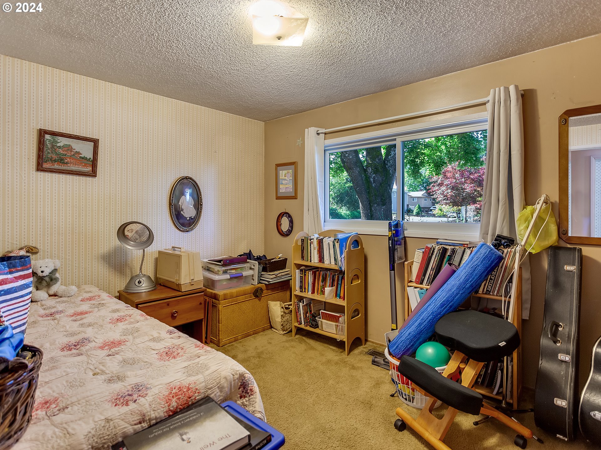 13035 Southwest Rita Drive Beaverton, OR 97005 - Photo 16 of 27 Bedroom