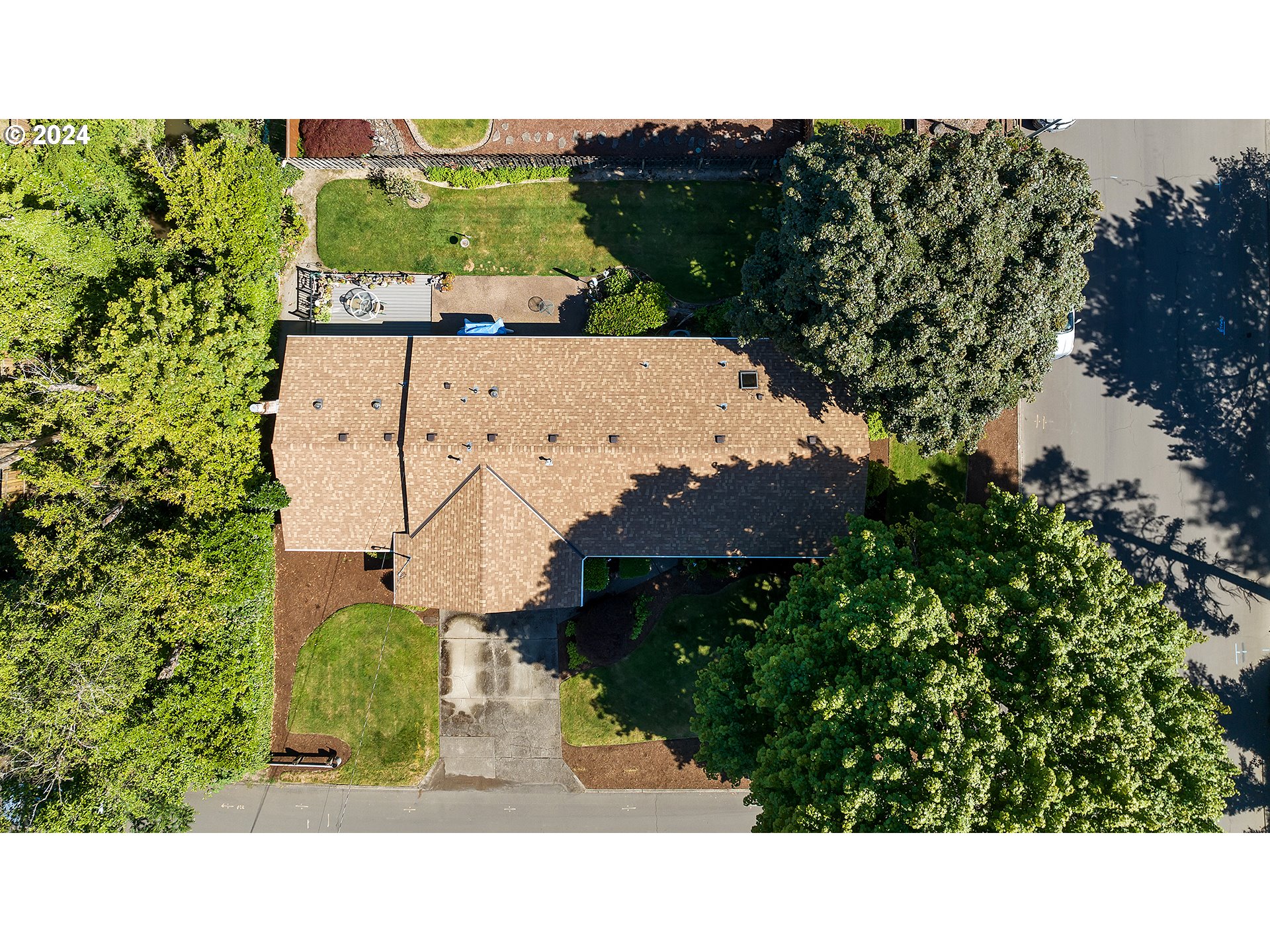 13035 Southwest Rita Drive Beaverton, OR 97005 - Photo 23 of 27 Drone View/UAV