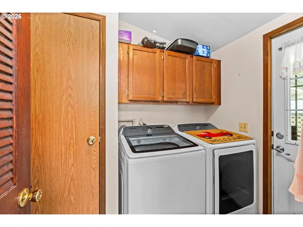 $185,000 | 3355 North Delta Highway, Unit 181, Eugene, OR 97408