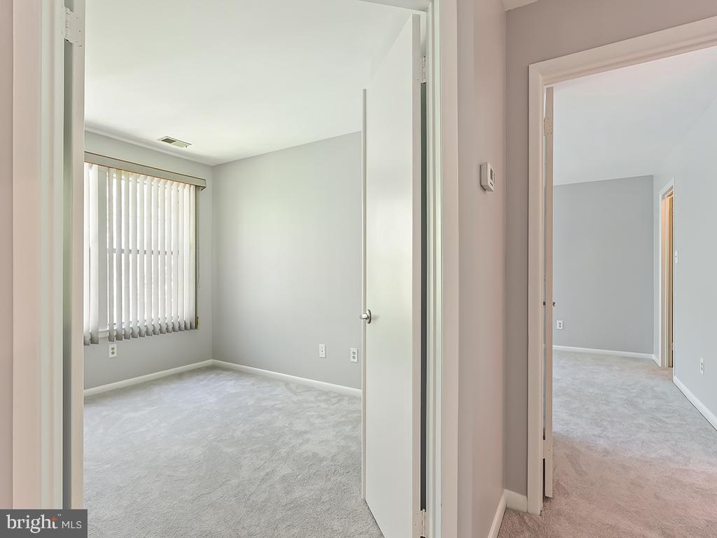 303 Trinity Court, Unit 11 Princeton, NJ 08540 - Photo 16 of 37