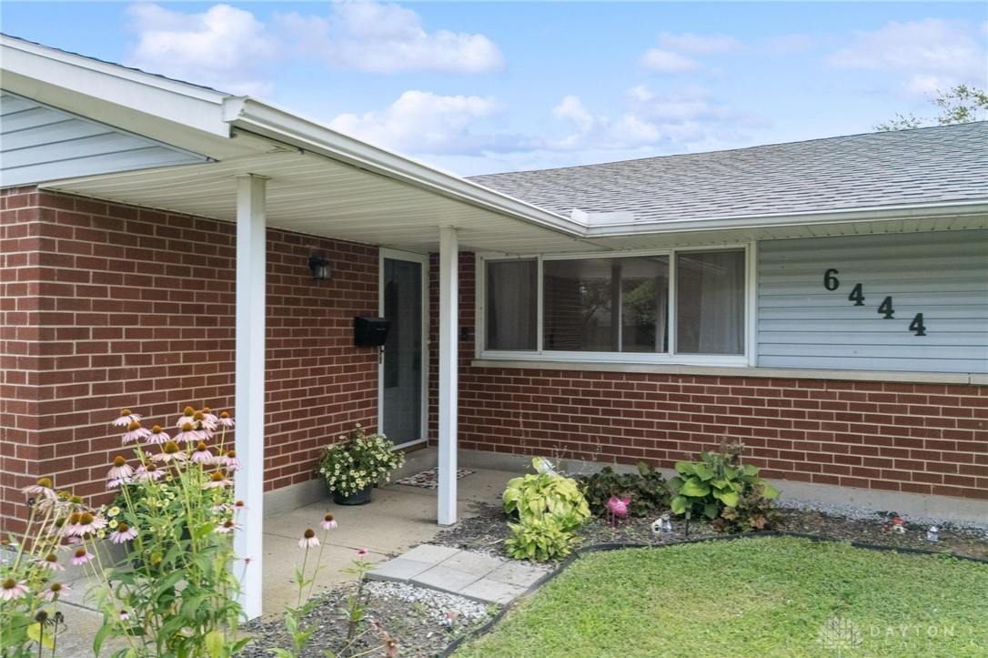 6444 Hemingway Road Dayton, OH 45424 - Photo 10 of 37 Gallery Image 10